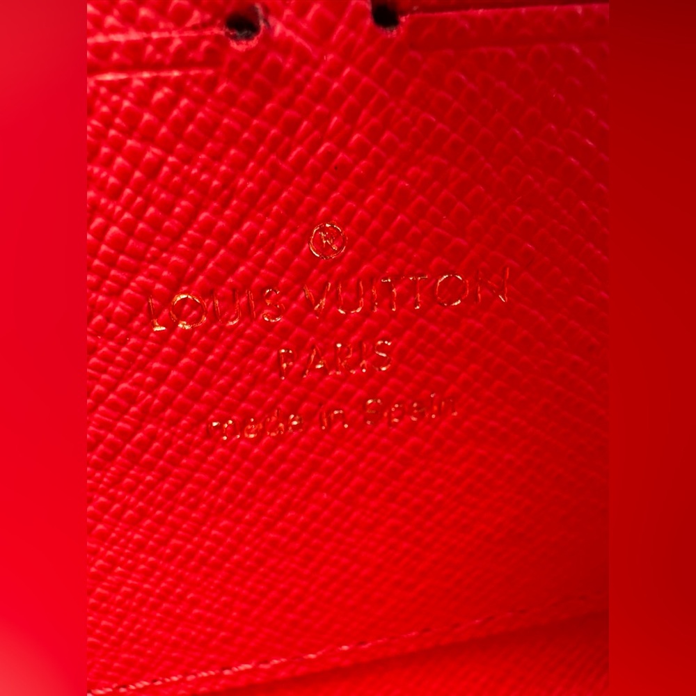 Authentic Louis Vuitton Damier Evasion Zippy Wallet N61240 - Picture 8 of 11